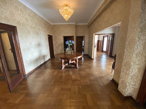 Oficina De 1.000 M2 Con Excelente Ubicación