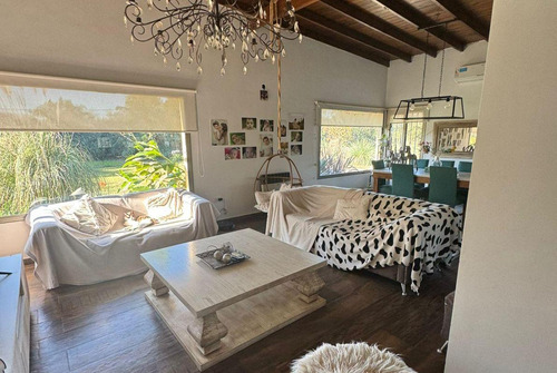 Casa En Venta En Chacras Del Ocho Al Lado De Pilará