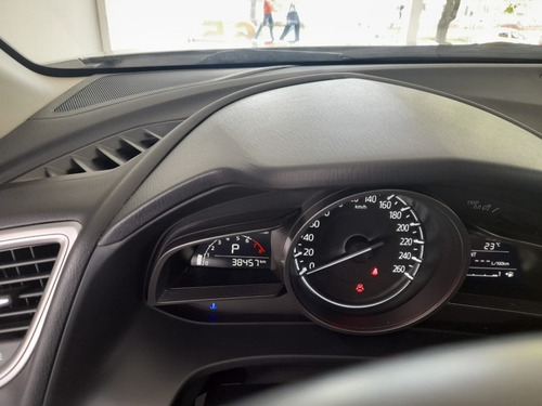 Imagen 4 de 8 de Mazda 3 Touring Sport
