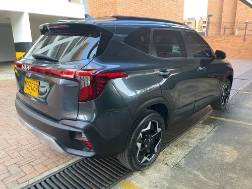 Kia Seltos variant 2.0 Vibrant 4X2