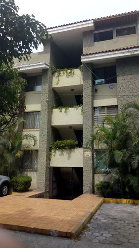 En Venta Departamento Av. Terranova