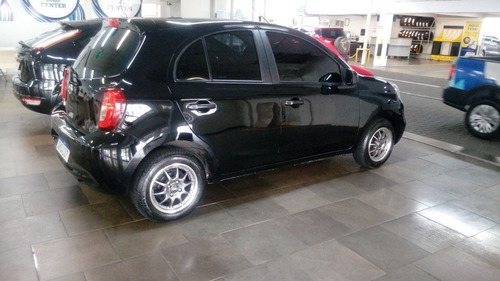 Nissan March 2018 1.0 12v S 5p