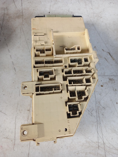 Modulo Caja De Fusibles Bcm Cirrus Stratus 01-06 #561 (Usado)