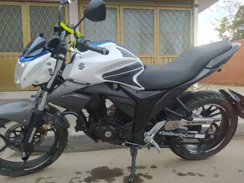 Vendo Suzuki Gixxer 150 Cc Modelo 2020 Soat Octubre 2025