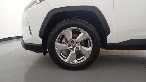Toyota RAV4 2.5 XLE AUTO