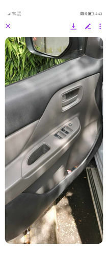 Mitsubishi L200 2.4 Cabina Doble 4x2 Mt