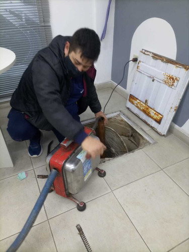 Imagen 2 de 5 de Destape De Cañerías Con Máquina Profesional