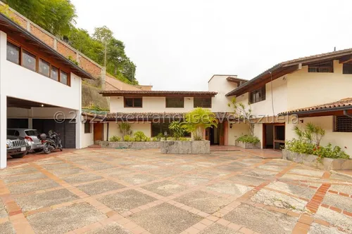 Casa En Venta Los Campitos Lp
