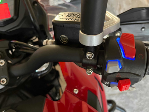 Imagen 16 de 19 de Benelli Trk 502