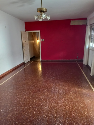 Casa En Valentin Alsina, 3 Ambientes, Terraza, 2 Cocheras