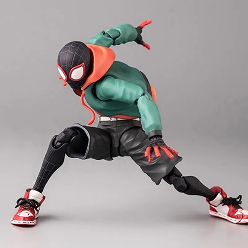 Boneco De Ação Do Homem-aranha Sentinel Miles Morales Cor