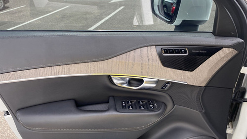 Imagen 19 de 25 de Volvo Xc90 T8 2.0 Hibrida Enchufable 2022