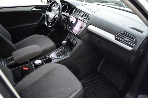 Imagen 12 de 23 de Volkswagen Tiguan 1.4 Tsi Trendline 150cv Dgs 2019 - Car Cas