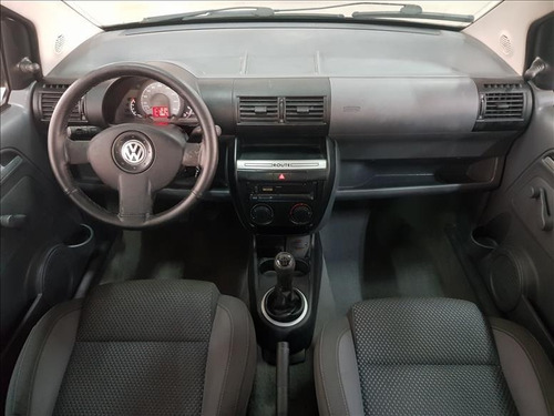Imagem 3 de 8 de Volkswagen Fox 1.0 Mi Route 8v
