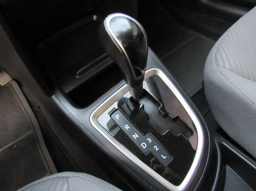Imagem 13 de 15 de Hyundai Hb20s 1.6 Premium 16v