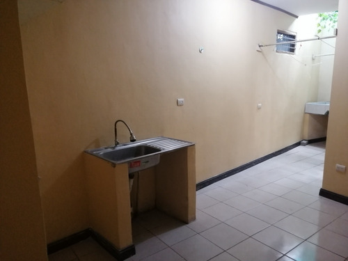 Imagen 8 de 12 de Apartamento En La Lima Frente Al Moll Paseo Metropoli De Un