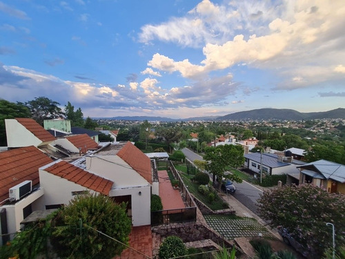 Imagen 3 de 12 de Deptos En Carlos Paz Con Vistas Panorámicas Y Piscina