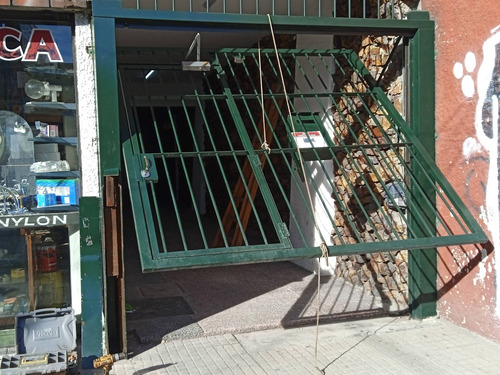 Imagen 5 de 5 de Reparación Cortina Metálica De Enrollar Emergencias 24hs