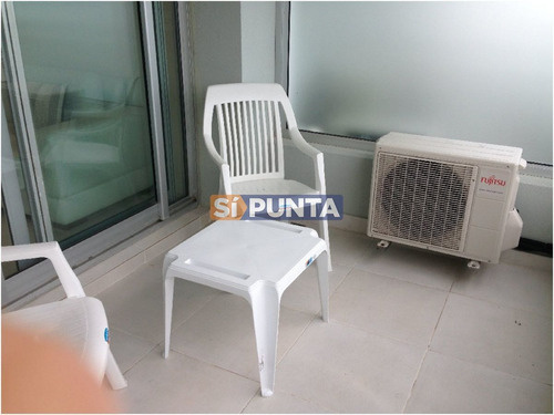 Imagen 9 de 30 de Apartamento En Brava, 2 Dormitorios Alquiler