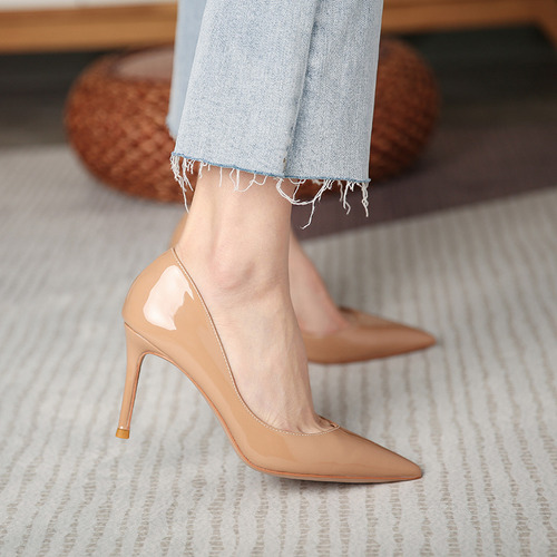 Zapatos De Mujer De Tacón Alto De Talla Grande En Color Nude