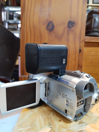 Imagem 12 de 12 de Câmera Filmadora E Fotográfica Panasonic 3ccd 3.1 Mega Pixel