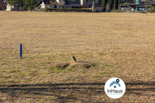 Imagen 6 de 16 de Terreno En Barrio De Categoría - Bº Champaqui Golf, Villa General Belgrano