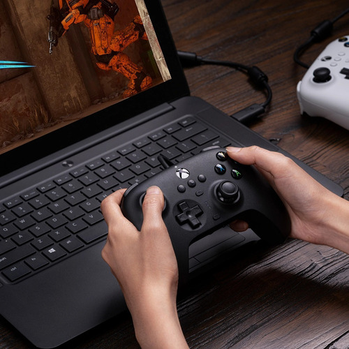 Controle 8bitdo Ultimate Com Fio Xbox One Series X/s PC com Paddle Traseiro (02 botões)