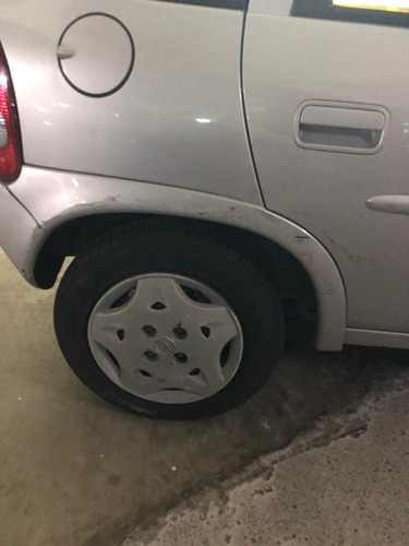 Imagem 5 de 7 de Chevrolet Corsa