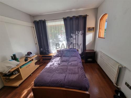 Casa En Arriendo De 5 Dorm. En Viña Del Mar