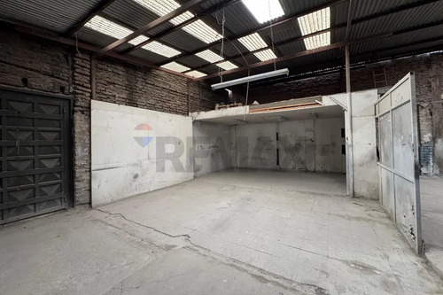 Arriendo Oficina Con Galpón Viel/autop Central