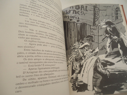 Os Três Mosqueteiros - Alexandre Dumas - Clássicos Da Li