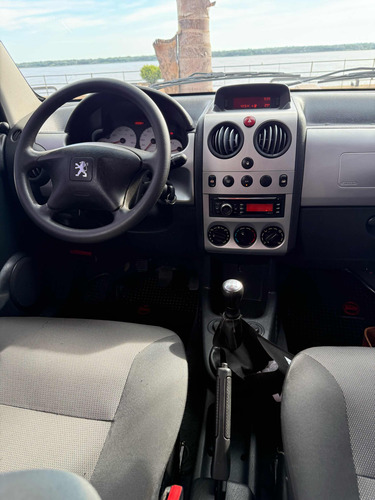 Peugeot Partner Patagonica Hdi 2018 Excelentes Condiciones