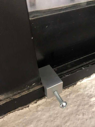 Imagen 3 de 6 de Candado-seguro Para Ventanas Aluminio Corredizas De 2 Pulgad