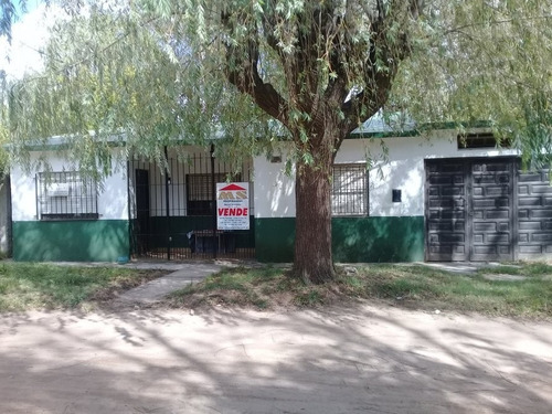 Casa En Santa Teresita