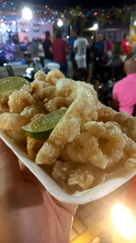 TORRESMO SUÍNO PRONTO PARA O CONSUMO porco suíno San Carlo Torresmo pronto para o consumo em toucinho com a pele frito sem osso de produção orgânica em saco 250 g