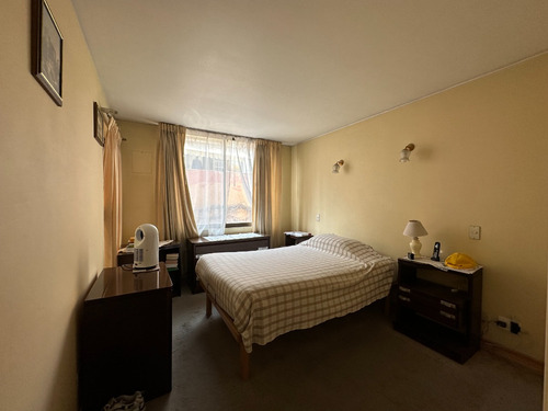 Departamento Con Excelente Ubicación, Ideal Para Remodelar