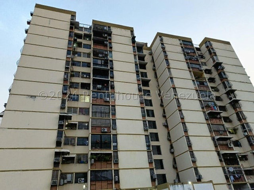 Apartamento En Venta En Urbanizacion San Jacinto 24-20665 Mvs