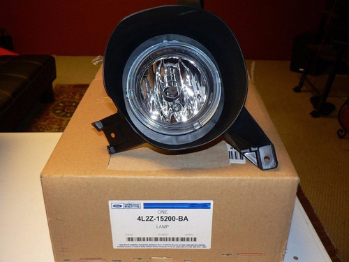 Faro Neblina Izquierd Explorer Sport Trac 4.0 02-05 Original