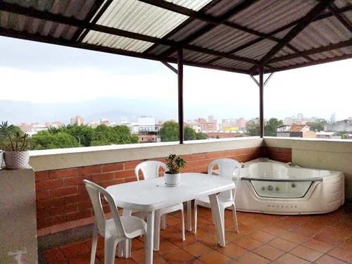 Apartamento En Venta En Laureles. Cod V16201