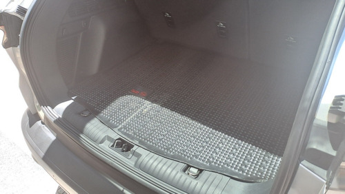 Imagen 15 de 17 de Ford Kuga 2.5 Titanium Hibrida