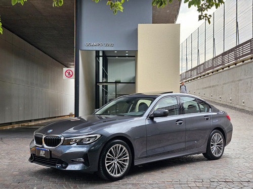 BMW Serie 3 3.0 330i Sedan Sport Line 252cv