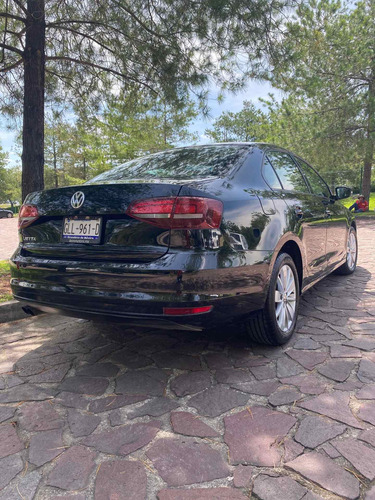 Imagen 2 de 10 de Volkswagen Jetta 2.5 Comfortline Tiptronic At 2016
