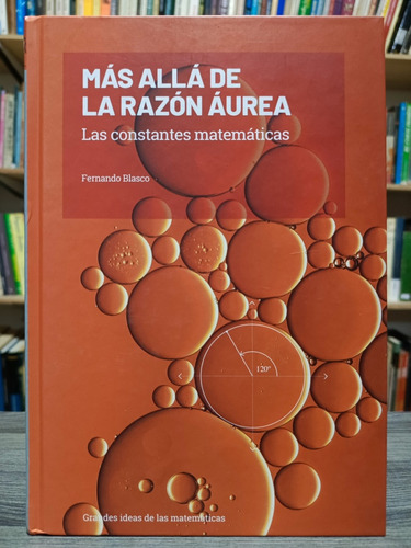 Más Allá De La Razón Áurea / Fernando Blasco