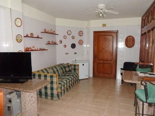 Imagen 9 de 15 de Leida Falcon Rentahouse Vende Apartamento En Sabana Larga Valencia 22-16483 Lf