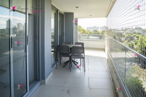 Apartamento En Venta En Torre Esmeralda De 3 Dormitorios , En Punta Del Este