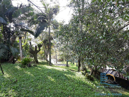 Imagem 14 de 15 de Casa - Padrão, Para Venda Em Joinville/sc - V377