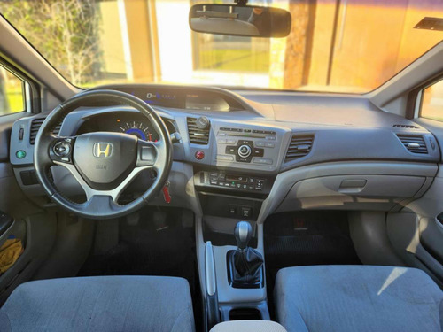Honda Civic 1.8 Lxs Mt