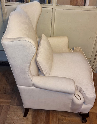 Sillon Bergere Estilo Reina Ana Con Riñonera De Lingue (Usado)