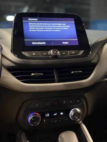 Chevrolet Onix 1.0T Premier Hatch At