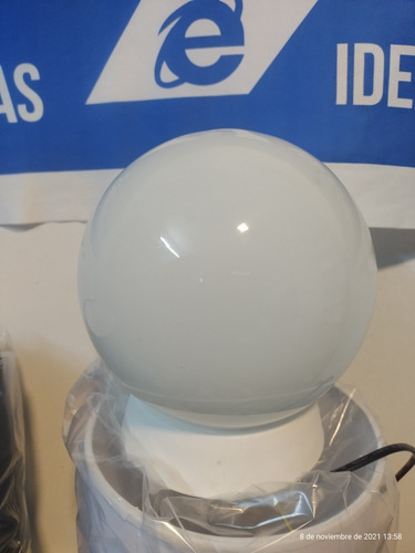 Aplique Base Pvc Globo De 10x18 Blanco Opal Más Led F 10 W 